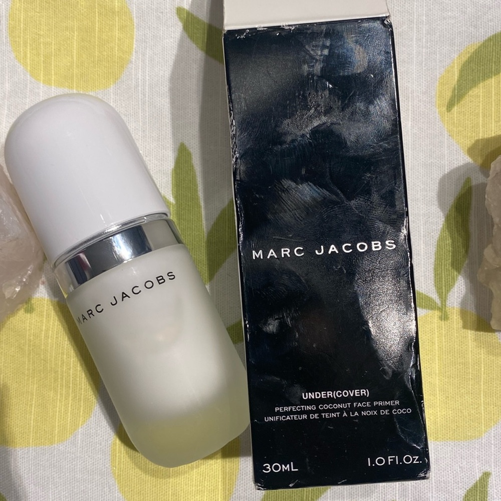MARC JACOBS  Undercover perfecting Coconut Face Primer